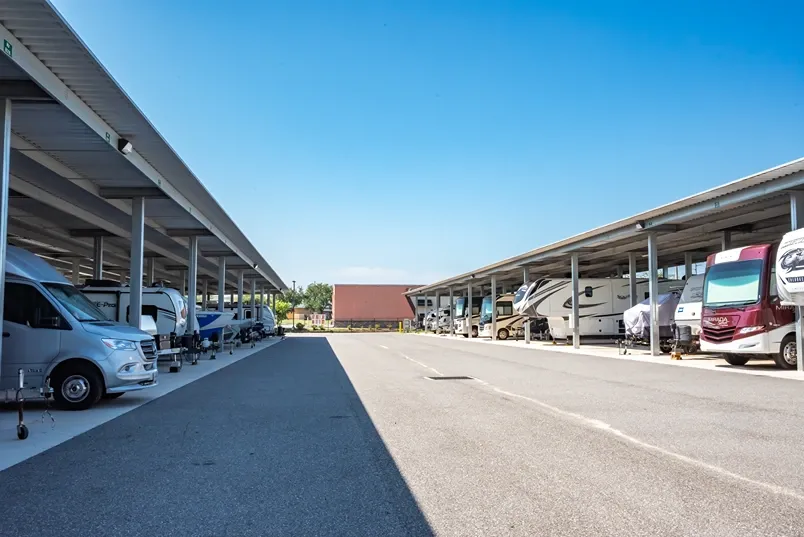 exterior parking for rv at storage facility 